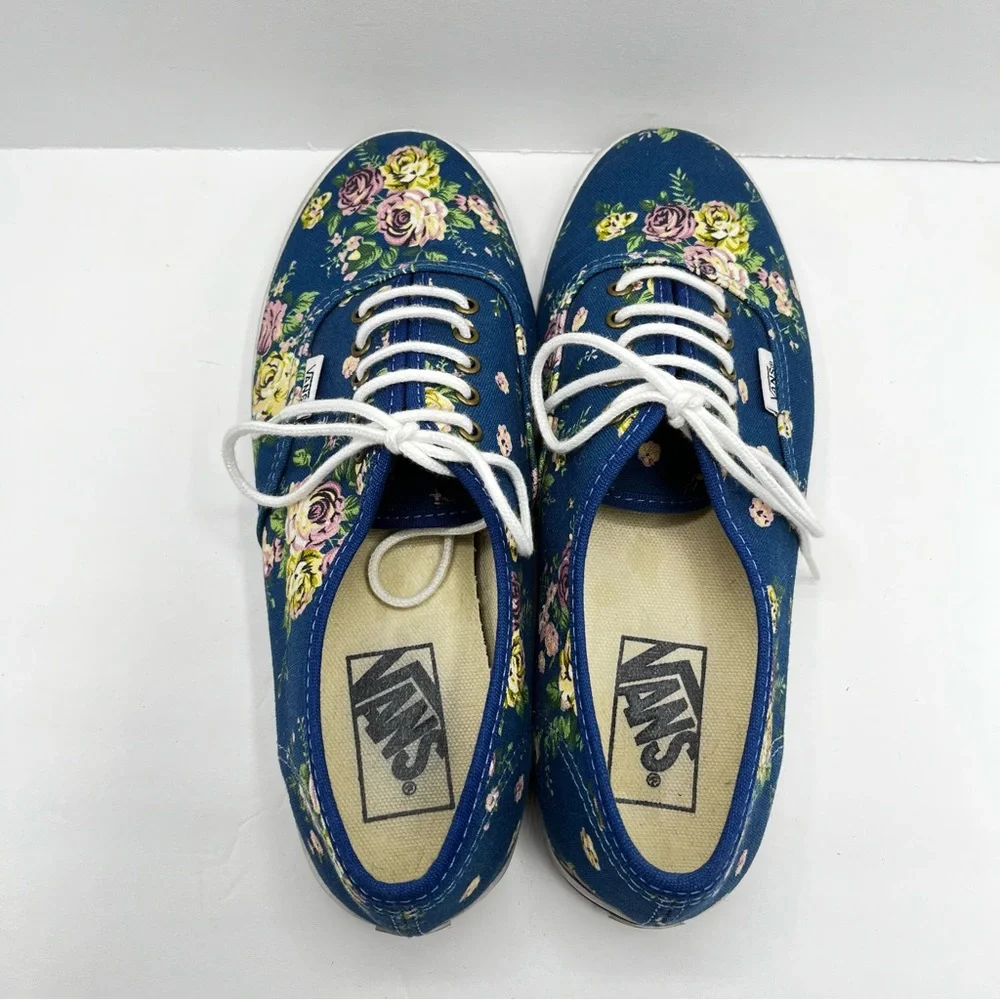 Vans cute pair